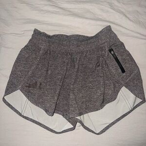 Lululemon tracker shorts